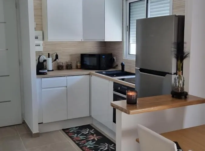 Maison Cosy Avec Cours Avignon Privée