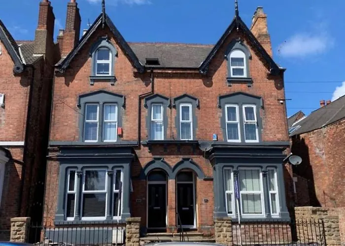 Modern Lodge Ng2 Nottingham