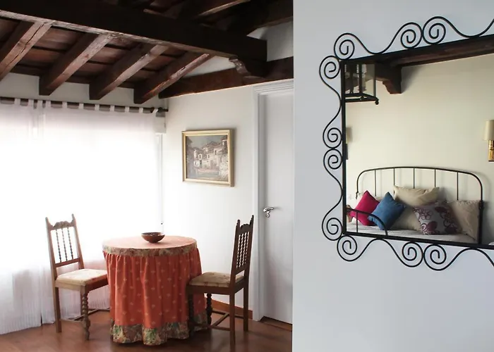 Villa Casa La Manzanera à Burgo