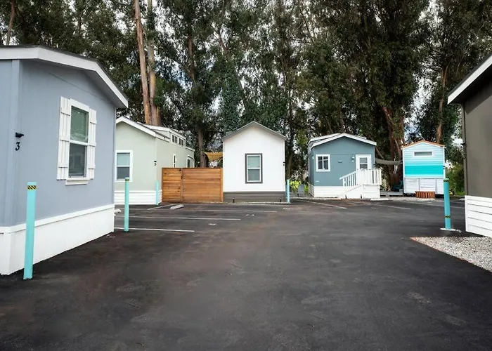 Coastal Tiny House 2 Queen Beds Low Loft San Luis Obispo