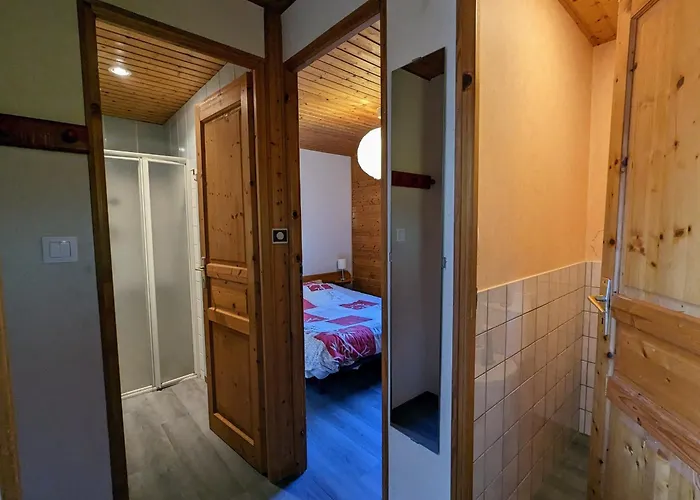 Chalet convivial à Gérardmer avec cheminée, proche du lac et des pistes, idéal famille et rando - FR-1-589-95