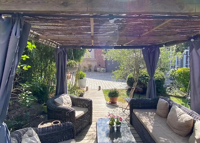 Bed and Breakfast La Parenthese Du Rond Royal à Compiègne Avec Terrain de Golf