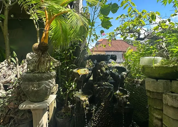 Sari Buana Bed & Breakfast Kuta Lombok