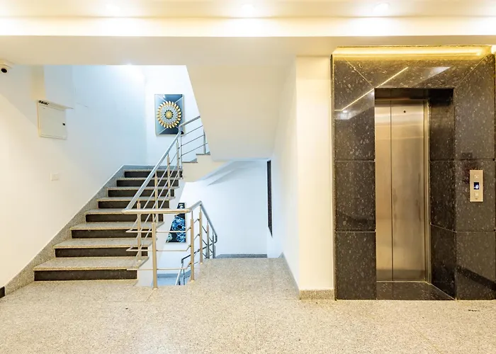 Hotel Krish - Near Medanta And Fortis Hospital Gurugram Gurgaon