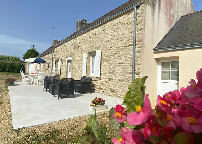 Villa Stone House In Treboul Near Pointe Du Raz à Douarnenez