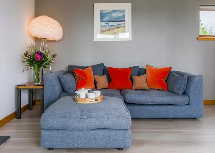 Pet friendly The Hideaway Experience Villa Dundee