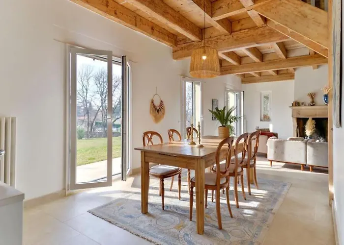 Villa Propriété de Charme avec Piscine à Vienne  acceptant les animaux
