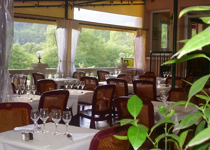Logis Hotel Restaurant La Corniche Des Cevennes Saint-Jean-du-Gard