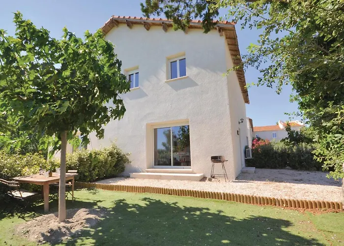 Villa Le Cypres à Arles avec Piscine