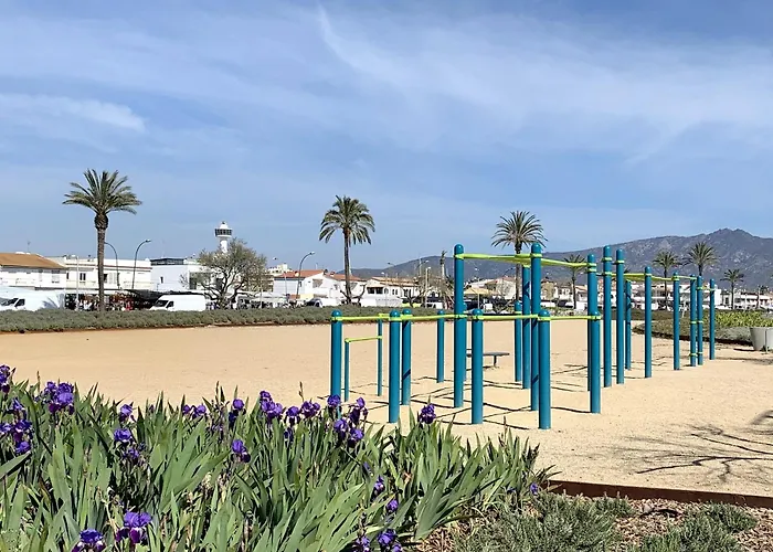Apartamento Con Magnificas Vistas -Wifi- Aire Acondicionado Empuriabrava