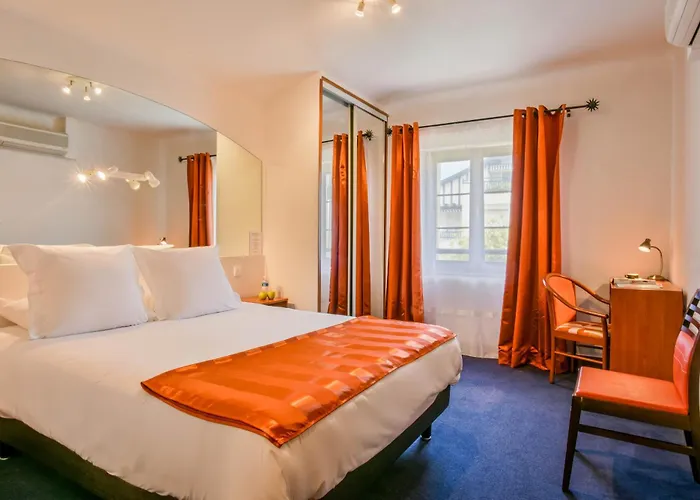 Logis Hotel & Restaurant Bergeret Sport Hendaye