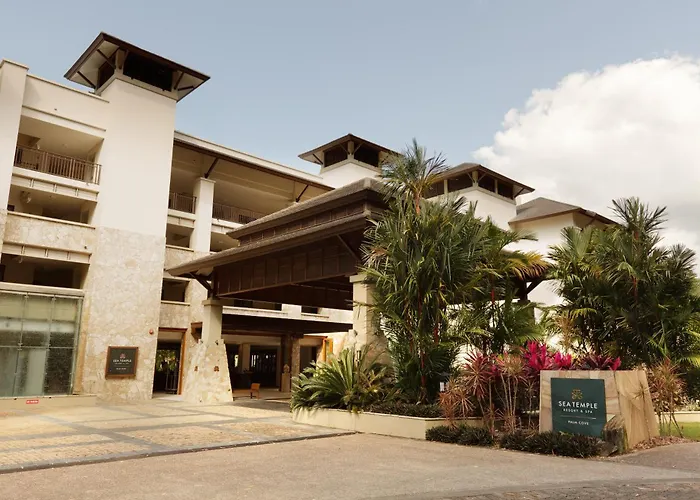 Palm Cove 5 Star Hotels