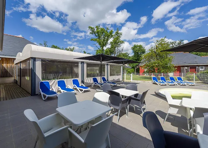 Hotel Terres de France - Le Domaine Du Golf à Saumur Avec Terrain de Golf