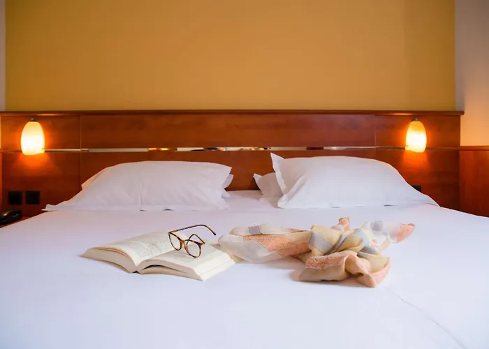 Brit Hotel Rennes St Grégoire – Le Villeneuve Saint-Grégoire