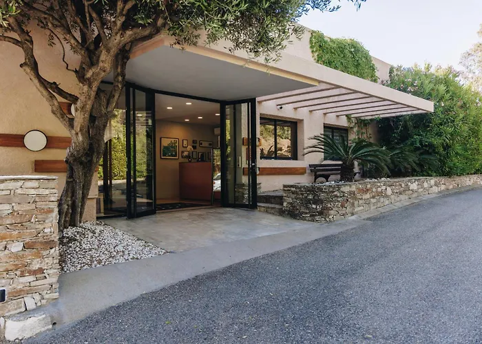 Hotel Alivi à Ville-di-Pietrabugno