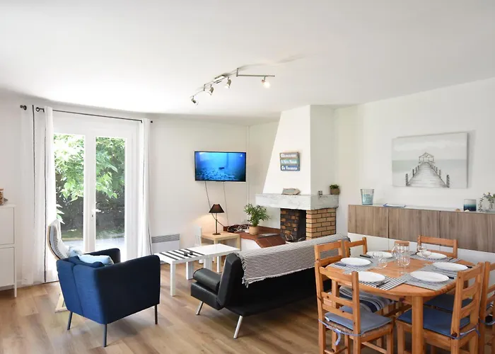 Cantegril - Hossegor jolie villa mitoyenne avec jardin clos indépendant idéalement située entre lac et océan Soorts-Hossegor