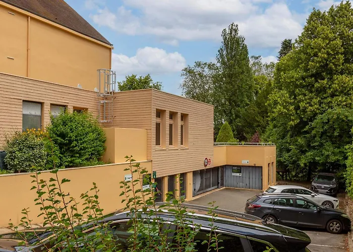 Boutique B&B HOTEL Chartres Centre Cathédrale
