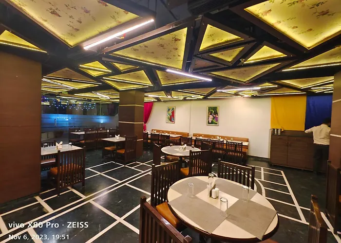The Oasis Hotel Vadodara