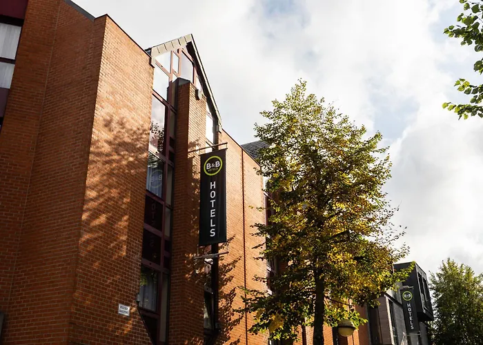 B&B HOTEL Mons Centre