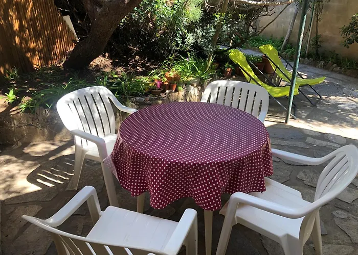 Appartement Le Club des Cigales à Hyères