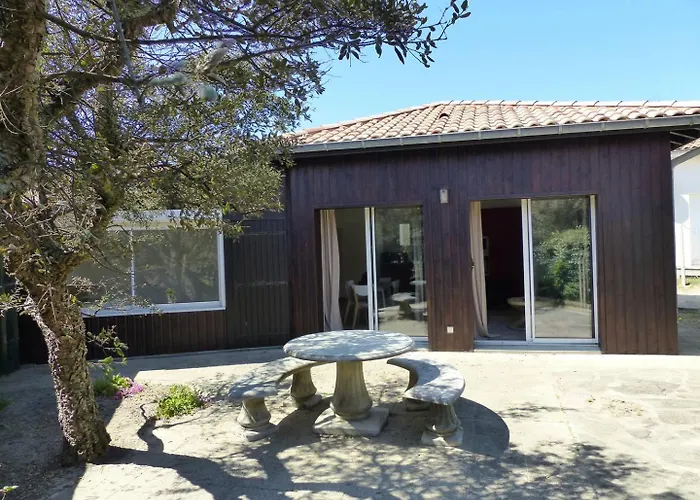 HOSSEGOR PLAGE- Villa PAUL -Petite villa rénovée pour 4 personnes- Wifi gratuit Soorts-Hossegor