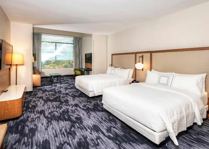 Fairfield Inn & Suites By Marriott Ottawa Airport