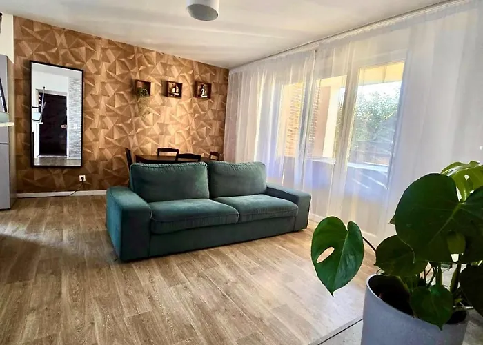 Appartement rez de chaussée avec parking privé Orléans