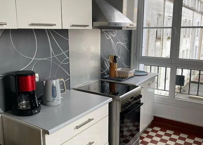 Boutique Spacieux 2 pièces dans l'hyper-centre Royan