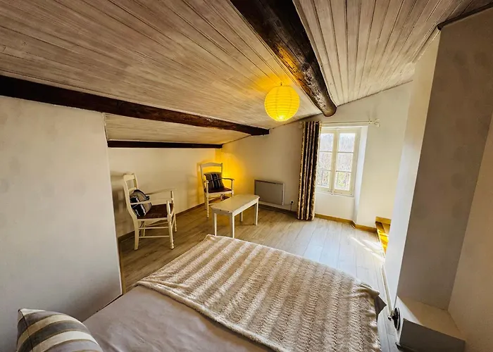 Gîte La Bastide de La Loge au pied du Mont Ventoux Sault