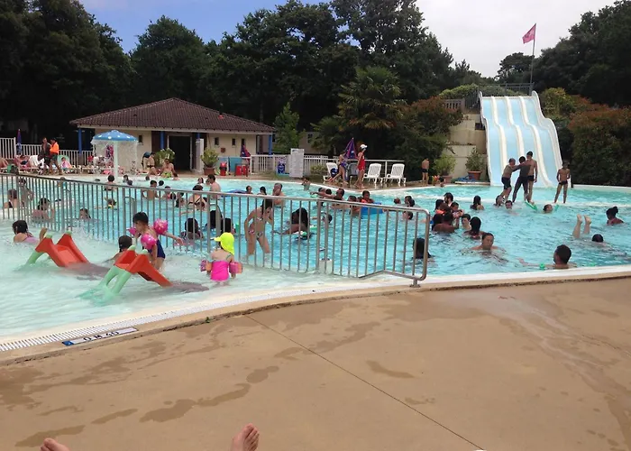 HOME-COSY - 6 pers - 40 m2 3 CH - 2 SDB et 2 WC Saint-Brévin-les-Pins avec Piscine