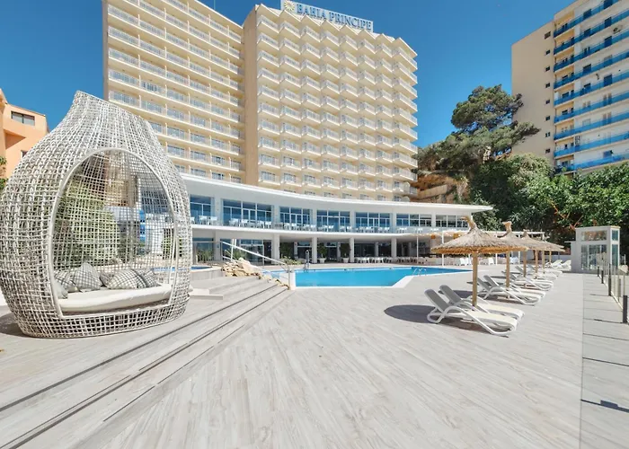 Hotel Bahia Principe Escape Coral Playa - Adults Only à Magaluf  acceptant les animaux