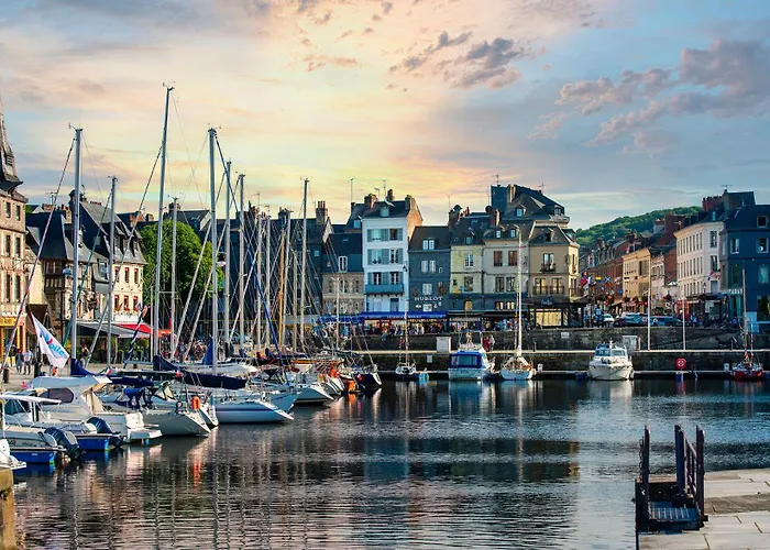 Les Maisons d'Eugène Appart'Hôtel - Centre Historique Honfleur acceptant les animaux