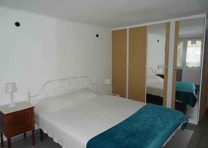 Boutique Appartement RDC avec terrasse privée Castellane