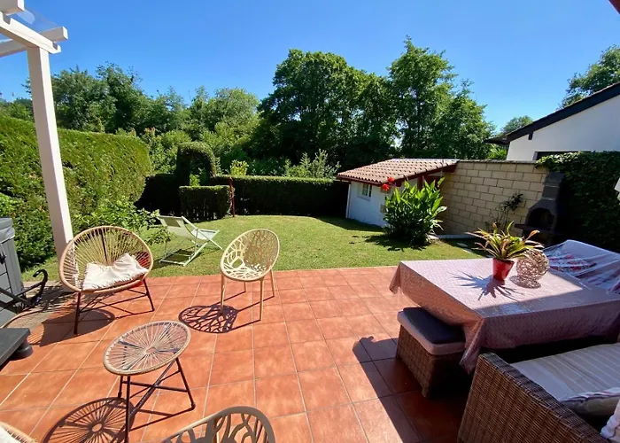 1km plage, agréable maison 6 pers classée 3* Hendaye Privée