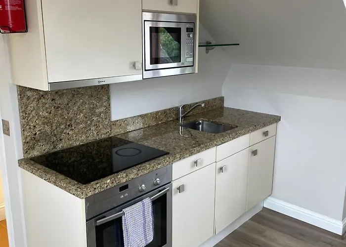 Crawford House - Scholarlee Living Apartments Cork