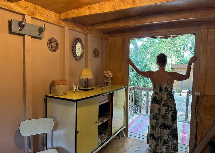 Les roulottes de Bayama - logement insolite avec jacuzzi Mougins