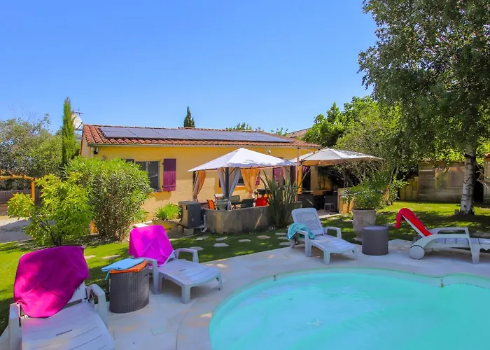 Stunning Home In Montélimar