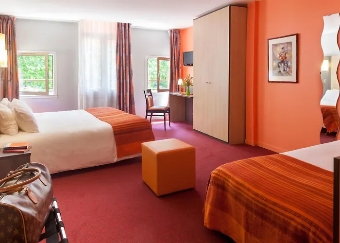 Boutique BRIT HOTEL Le Lion d'Or CHINON
