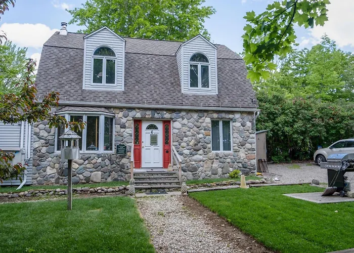 3 Bedroom 2 Bath Carriage House Bar Harbor