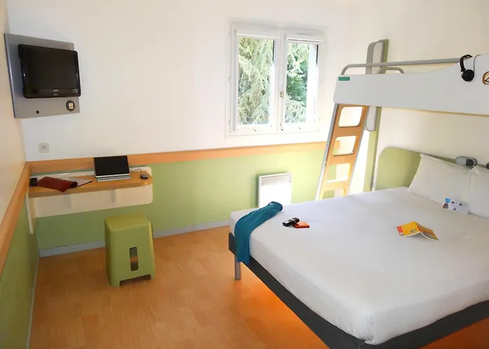 ibis budget Marne la Vallée Saint-Thibault-des-Vignes