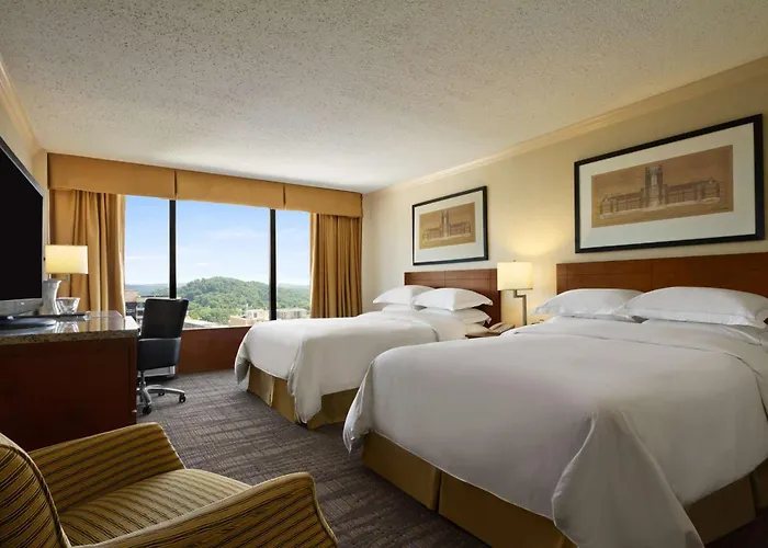Hotels near Knoxville University of Tennessee