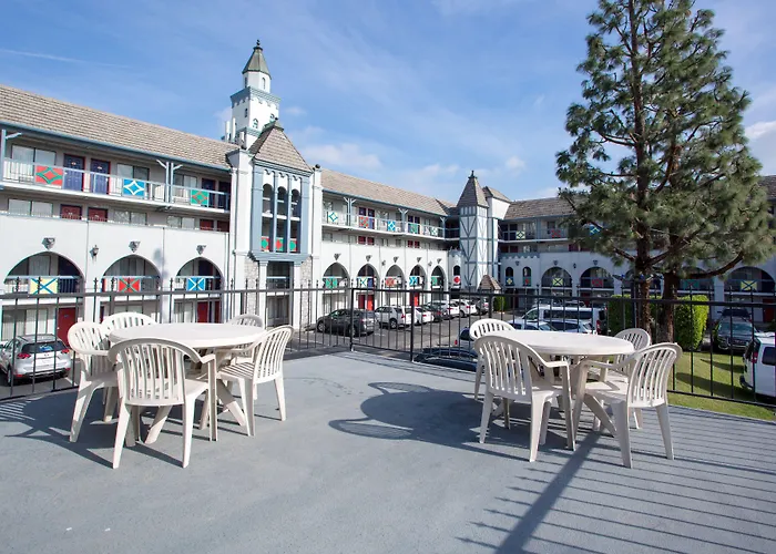Castle Inn And Suites Anaheim