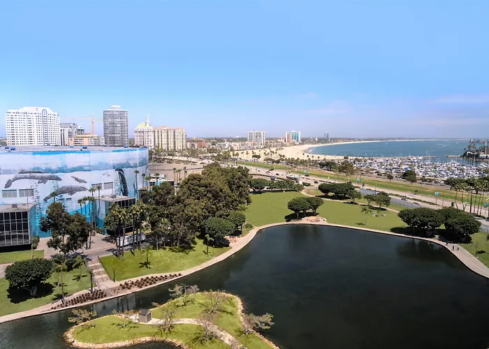 Long Beach Beachfront Hotels