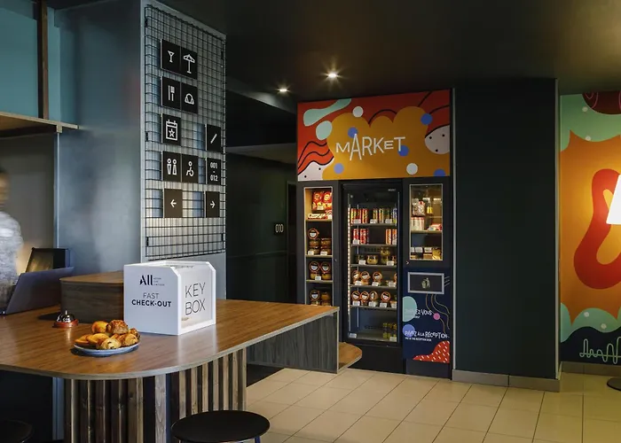 Kyriad Lyon Est - Meyzieu ZI - Aéroport Avec Terrain de Golf
