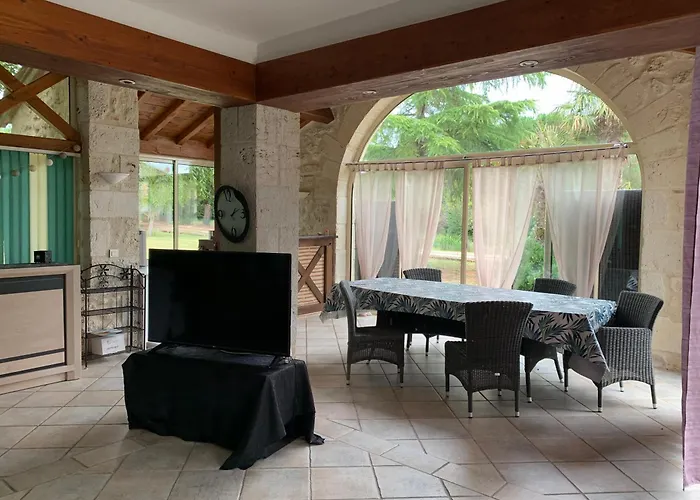 Gîte Le Bois de Montpouillan Marmande Privée
