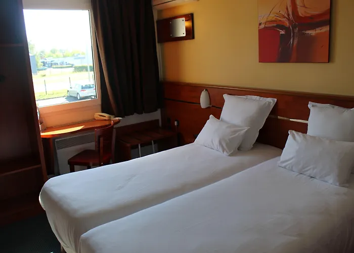 Brit Hotel Blois - Le Préma