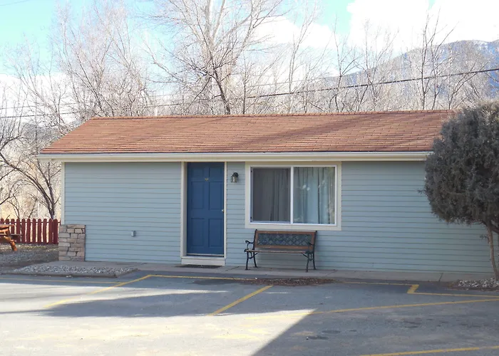 Salida Inn & Monarch Suites