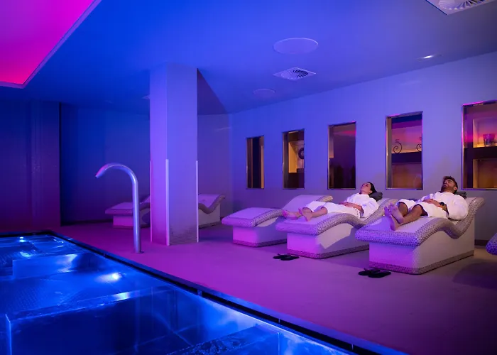 Boutique Grand Plaza Hotel & Wellness Andorre-la-Vieille