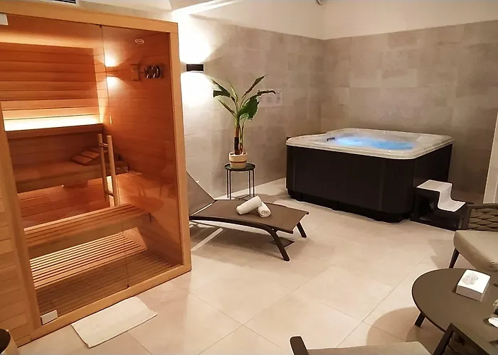 The Originals Boutique, Hôtel Les Nations, Vichy 