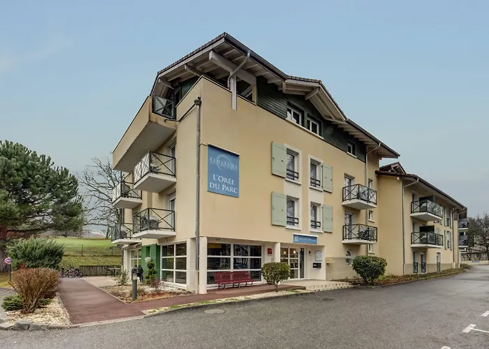 Zenitude Hôtel-Résidences L'Orée du Parc Divonne-les-Bains